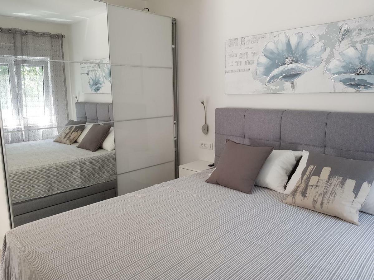 Evita Fazana Premium Studio Apartments Bagian luar foto