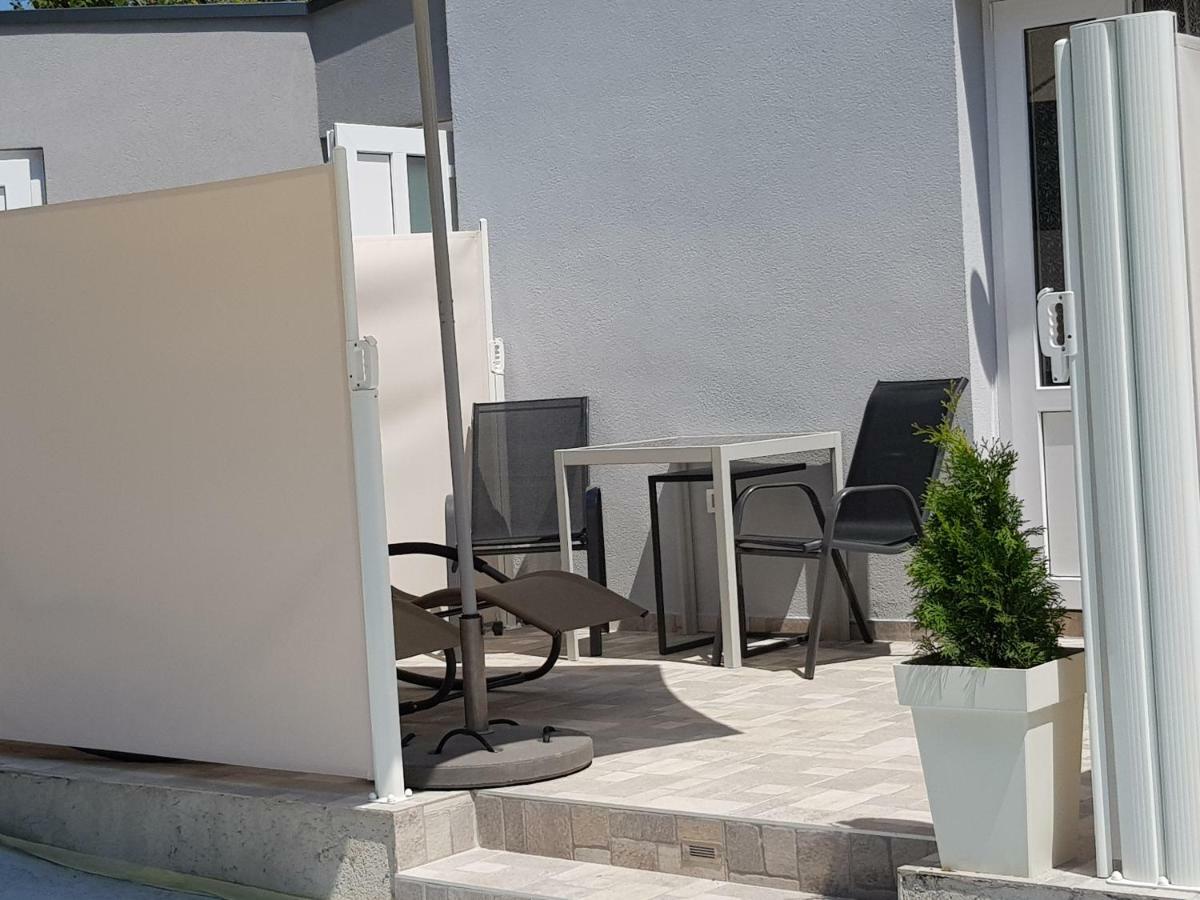 Evita Fazana Premium Studio Apartments Bagian luar foto