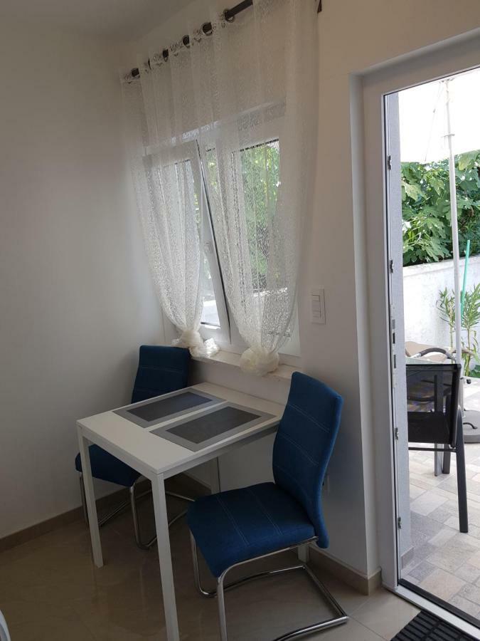 Evita Fazana Premium Studio Apartments Bagian luar foto
