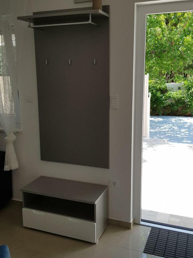 Evita Fazana Premium Studio Apartments Bagian luar foto