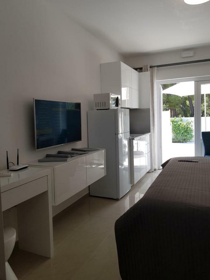 Evita Fazana Premium Studio Apartments Bagian luar foto