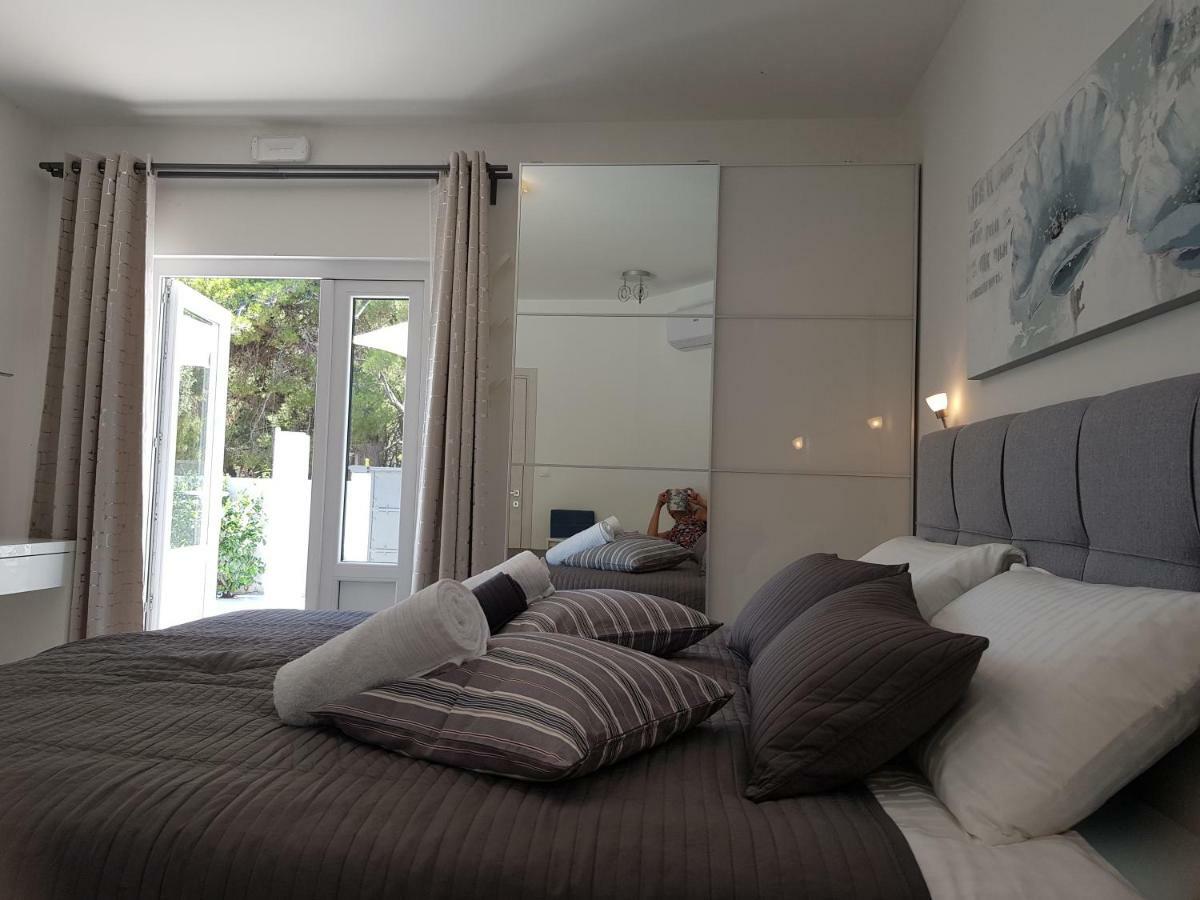 Evita Fazana Premium Studio Apartments Bagian luar foto